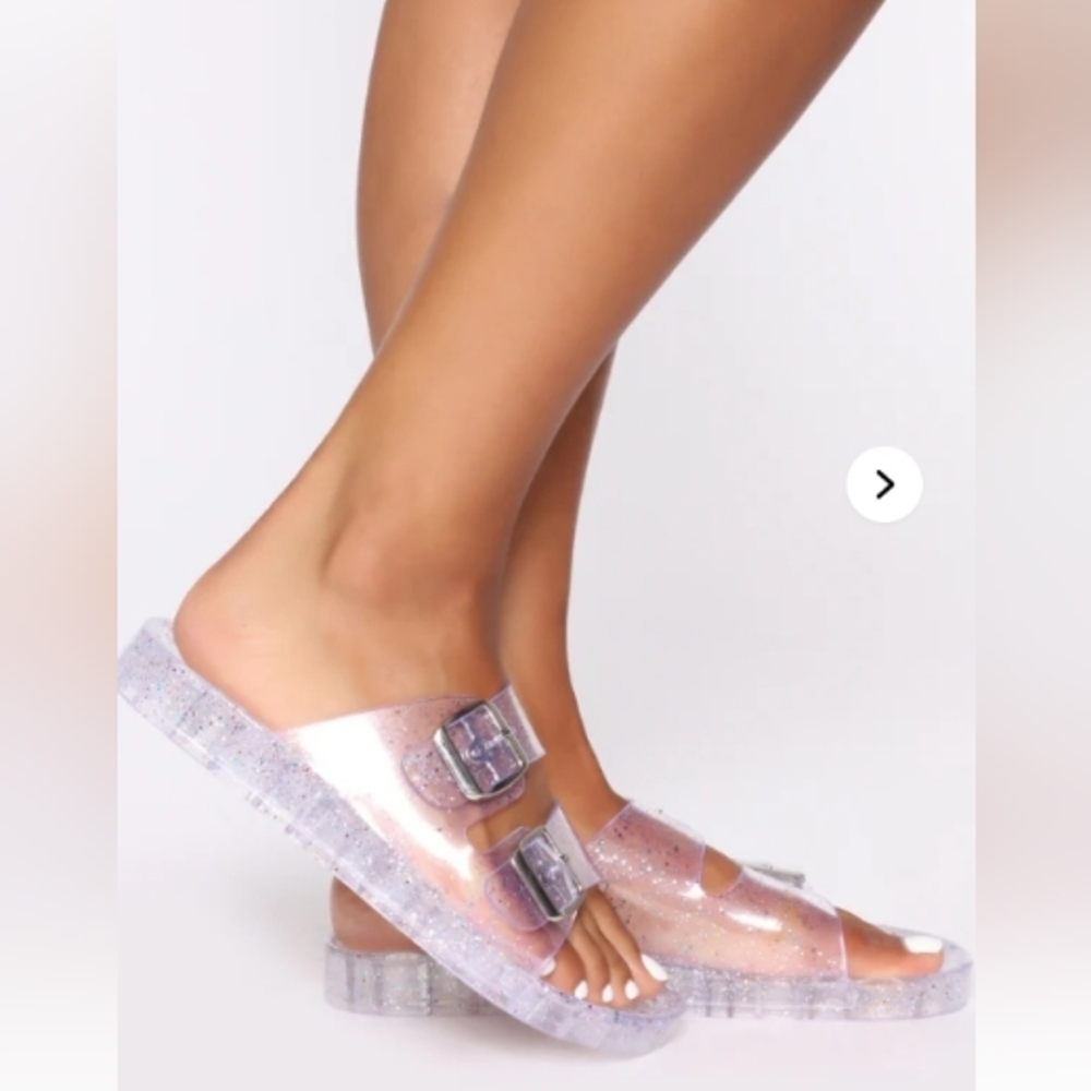 NWOT Fashion Nova Glittery Clear Jelly Slide Sandals